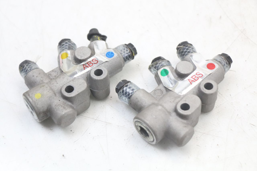 photo de TUBO FRENO PIAGGIO MP3 HPE 350 (2018 - 2020) - Dettaglio del componente