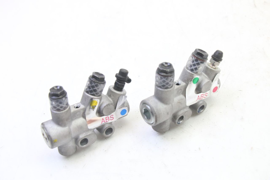 photo de TUBO FRENO PIAGGIO MP3 HPE 310 (2024 - 2025) - Zoom sullo stato d'uso