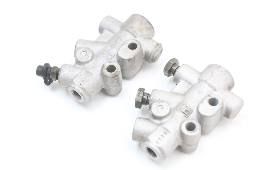 photo de DISTRIBUITORE FRENO PIAGGIO MP3 LT 400 (2007 - 2012) - Vista principale