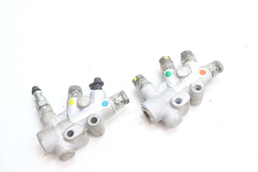 photo de DISTRIBUITORE FRENO PIAGGIO MP3 LT 400 (2007 - 2012) - Vista principale
