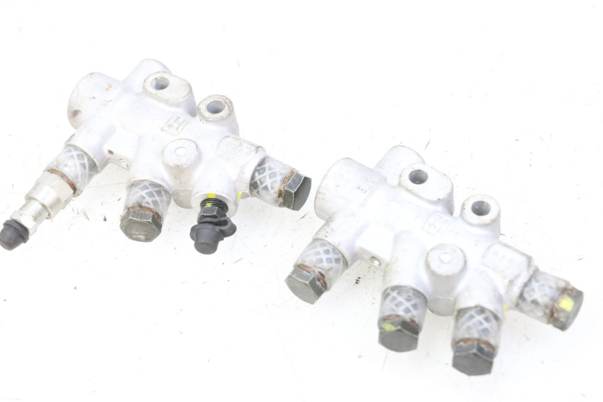 photo de DISTRIBUITORE FRENO PIAGGIO MP3 RL 250 (2006 - 2010) - Zoom sullo stato d'uso