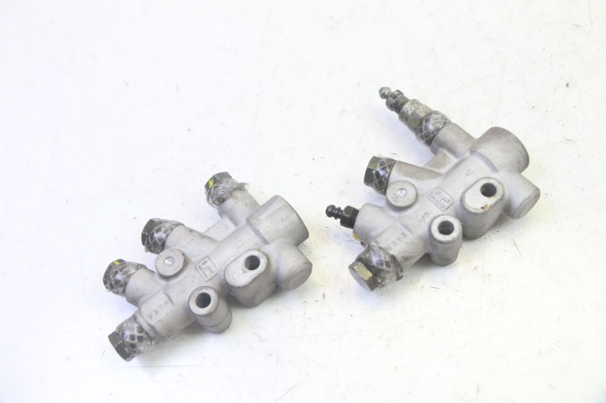 photo de DISTRIBUITORE FRENO PIAGGIO MP3 RL 250 (2006 - 2010) - Zoom sullo stato d'uso