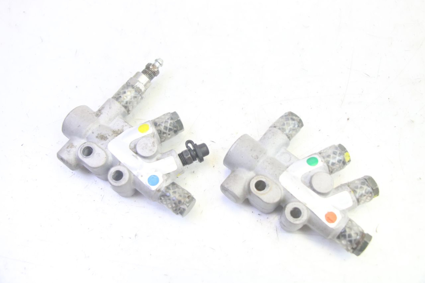 photo de DISTRIBUITORE FRENO PIAGGIO MP3 RL 250 (2006 - 2010) - Vista principale