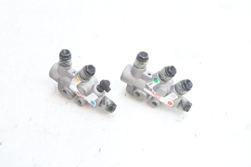 photo de TUBO FRENO PIAGGIO MP3 500 (2016 - 2018) - Altra angolazione