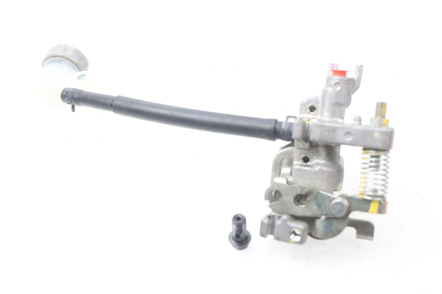 photo de DISTRIBUITORE FRENO HONDA PCX (JF47) 125 (2012 - 2013) - Dettaglio del componente