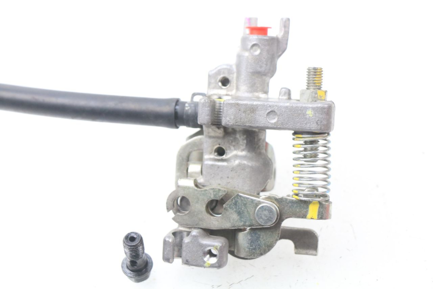 photo de DISTRIBUITORE FRENO HONDA PCX (JF47) 125 (2012 - 2013) - Zoom sullo stato d'uso