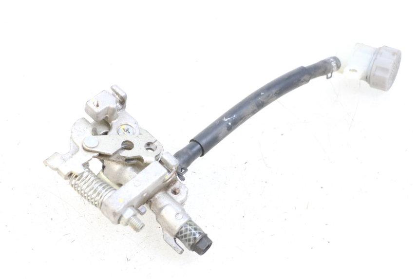 photo de DISTRIBUITORE FRENO HONDA PCX (JF47) 125 (2012 - 2013) - Altra angolazione