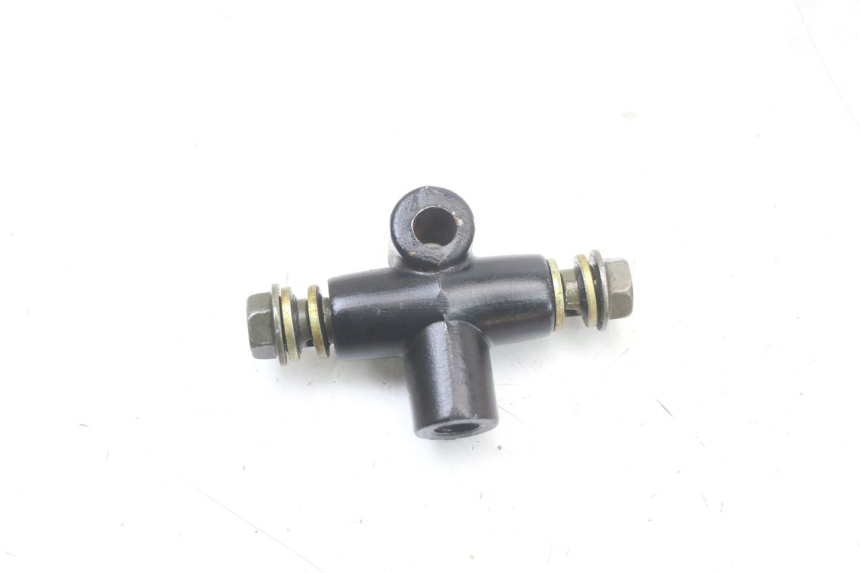 photo de TUBO FRENO REGAL RAPTOR SPYDER 125 (2010 - 2018) - Primo piano tecnico