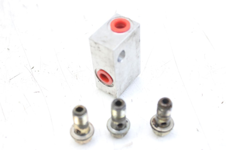 photo de DISTRIBUTORE FRENO DAELIM S2 FI 125 (2008 - 2017) - Dettaglio del componente