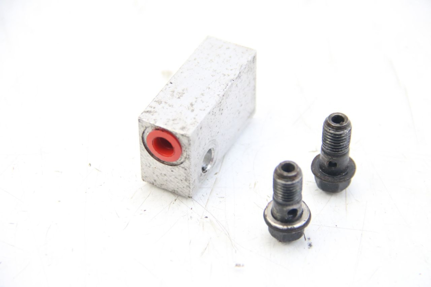 photo de DISTRIBUITORE FRENO DAELIM S3 125 (2010 - 2017) - Vista principale