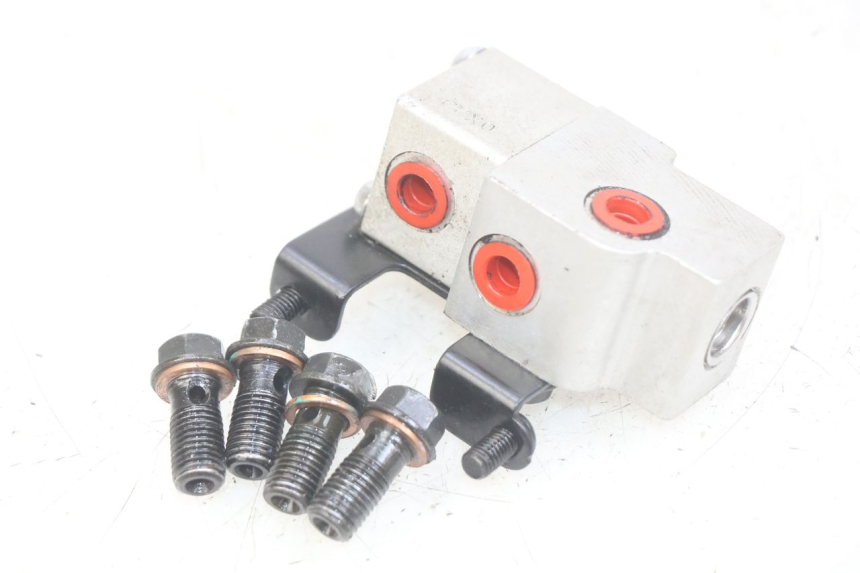 photo de DISTRIBUITORE FRENO PEUGEOT TWEET 125 (2018 - 2021) - Vista principale