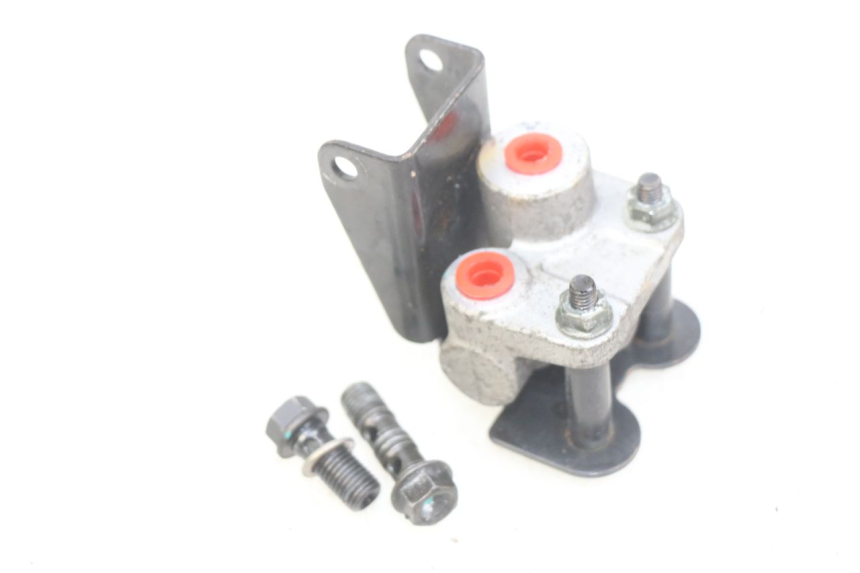 photo de DISTRIBUITORE FRENO KYMCO X-TOWN XTOWN 125 (2016 - 2021) - Altra angolazione