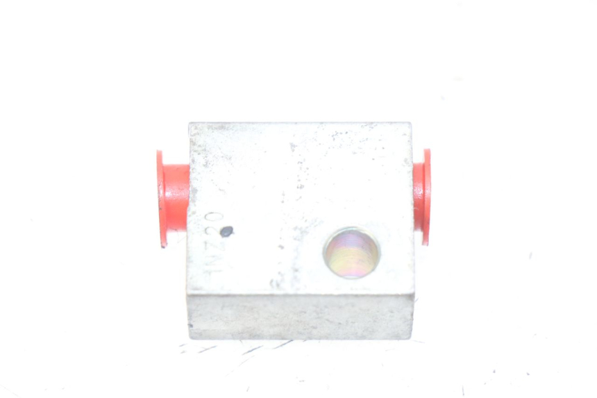 photo de DISTRIBUITORE FRENO YAMAHA XP T-MAX TMAX ABS 530 (2012 - 2015) - Dettaglio del componente