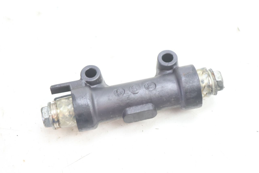 photo de DISTRIBUITORE FRENO KAWASAKI ZX-6R ZX6R 600 (1995 - 1997) - Zoom sullo stato d'uso