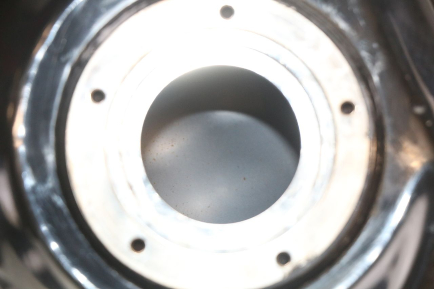 photo de SERBATOIO CARBURANTE  SUZUKI ADDRESS 110 (2015 - 2020) - Dettagli dei punti di fissaggio