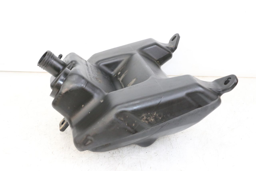 photo de SERBATOIO CARBURANTE  APRILIA SR MOTARD 50 (2012 - 2018) - Zoom sullo stato d'uso