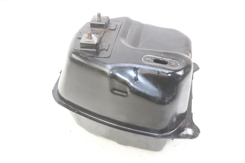 photo de SERBATOIO CARBURANTE MBK BOOSTER SPIRIT 50 (1999 - 2003) - Zoom sullo stato d'uso