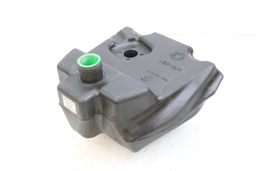 photo de SERBATOIO CARBURANTE MBK BOOSTER SPIRIT 50 (2004 - 2017) - Dettagli dei punti di fissaggio