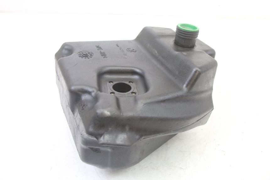 photo de Serbatoio carburante MBK BOOSTER SPIRIT NAKED 50 (2004 - 2017) - Zoom sullo stato d'uso