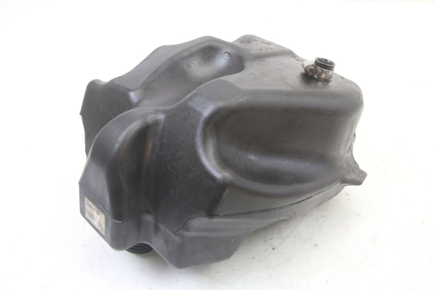 photo de Serbatoio carburante MBK BOOSTER SPIRIT NAKED 50 (2004 - 2017) - Primo piano tecnico