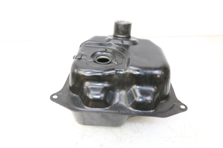 photo de SERBATOIO CARBURANTE  TNT MOTOR BOSTON 4T 50 (2018 - 2025) - Dettagli dei punti di fissaggio