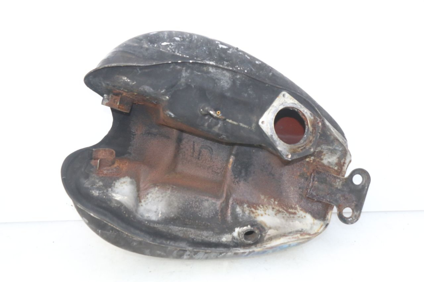 photo de SERBATOIO CARBURANTE  ROYAL ENFIELD BULLET CLASSIC 500 (2017 - 2020) - Primo piano tecnico