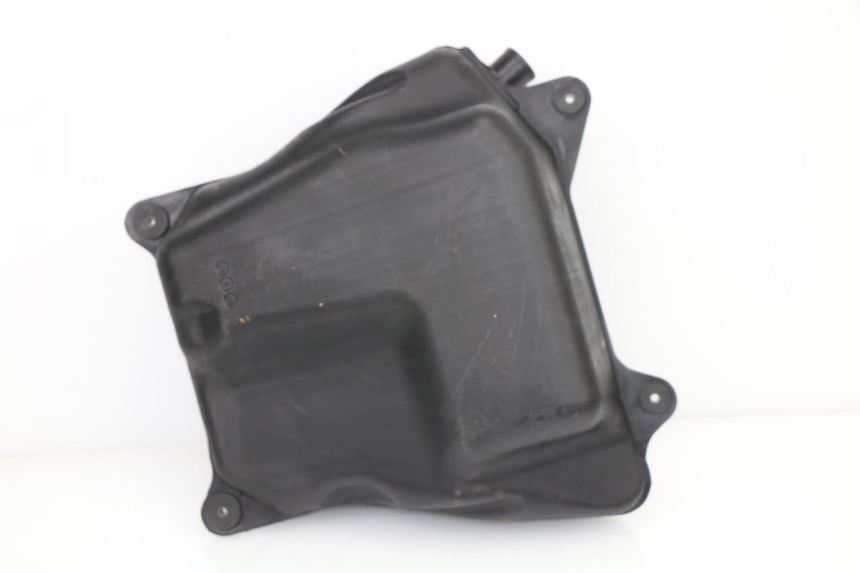 photo de Serbatoio carburante SUZUKI BURGMAN EXECUTIVE ABS 650 (2006 - 2012) - Dettaglio del componente