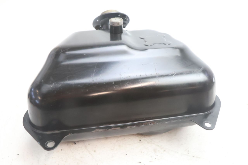 photo de SERBATOIO CARBURANTE YAMAHA BW'S BWS 125 (2010 - 2013) - Zoom sullo stato d'uso