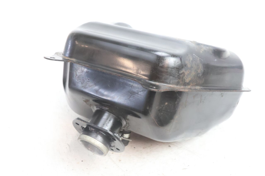 photo de SERBATOIO CARBURANTE YAMAHA BW'S BWS 125 (2010 - 2013) - Stato della superficie e materiale