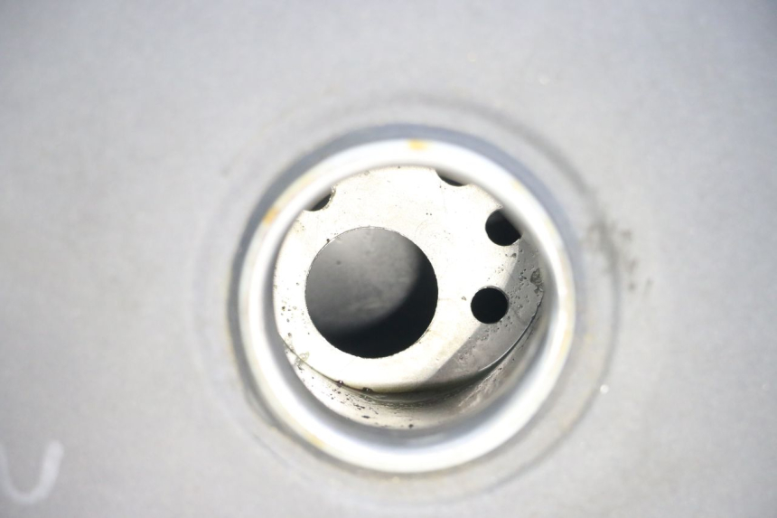 photo de SERBATOIO CARBURANTE  ARCHIVE CAFE RACER 4T 50 (2019 - 2024) - Zoom sullo stato d'uso