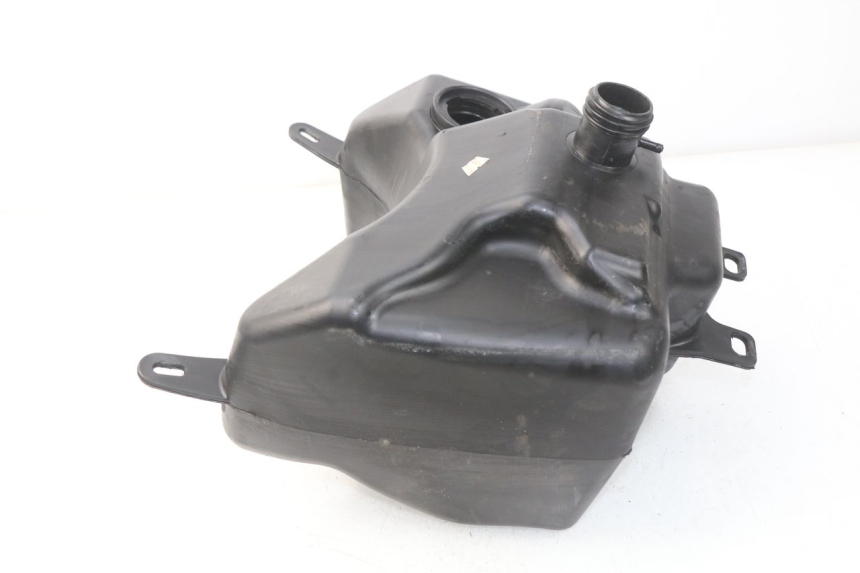 photo de Serbatoio carburante PIAGGIO CARNABY 125 (2007 - 2011) - Altra angolazione