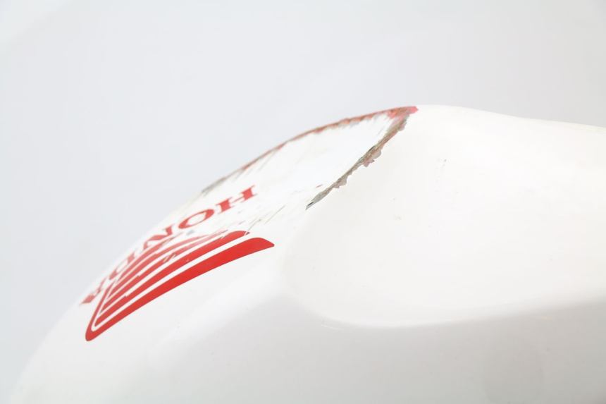 photo de SERBATOIO CARBURANTE  HONDA CBR 929 RR FIREBLADE 900 (2000 - 2001) - Primo piano tecnico