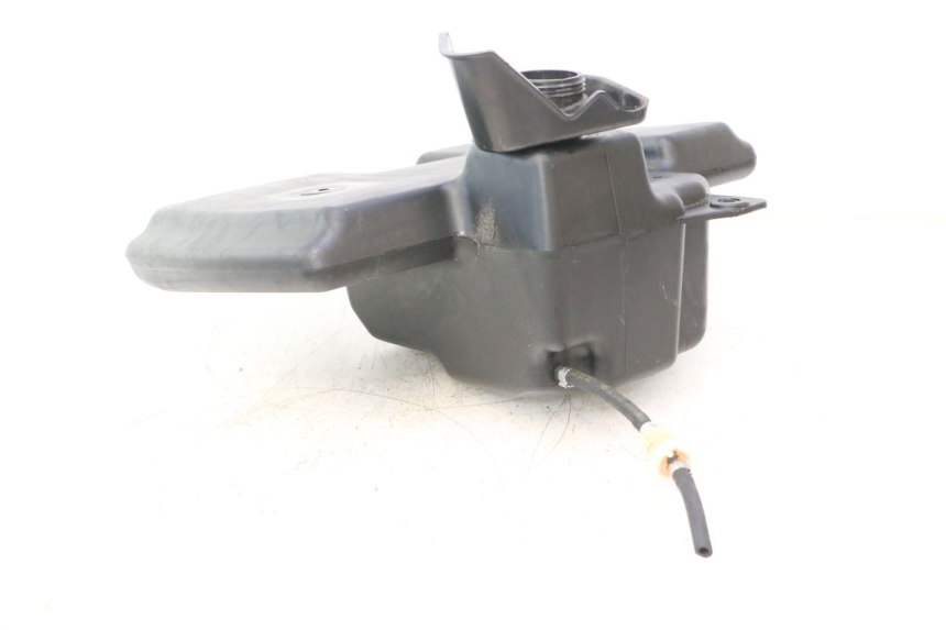 photo de SERBATOIO CARBURANTE PEUGEOT CITYSTAR 2T 50 (2018 - 2021) - Stato della superficie e materiale