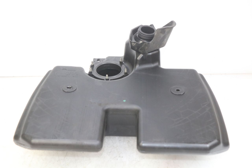 photo de SERBATOIO CARBURANTE PEUGEOT CITYSTAR 125 (2011 - 2017) - Zoom sullo stato d'uso