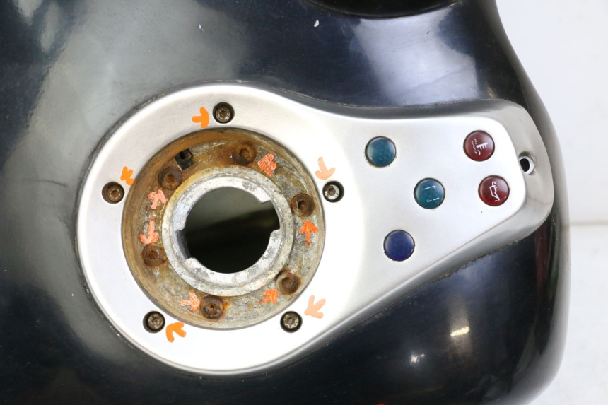 photo de SERBATOIO CARBURANTE  APRILIA CLASSIC 125 (1995 - 2001) - Panoramica del profilo