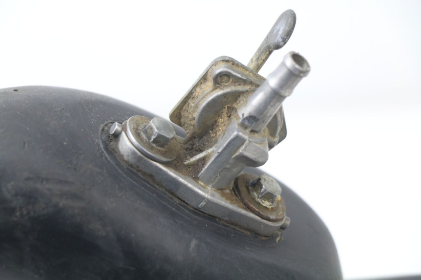 photo de SERBATOIO CARBURANTE  HONDA CR 125 (2000 - 2001) - Zoom sullo stato d'uso
