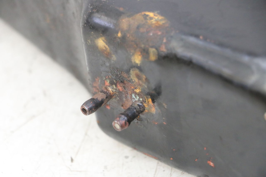 photo de SERBATOIO CARBURANTE  SKYTEAM DAX REPLICA 110 (2005 - 2015) - Dettagli dei punti di fissaggio