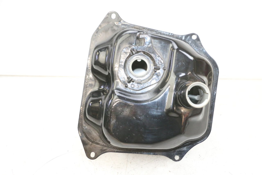 photo de SERBATOIO CARBURANTE  LONGJIA DIGITA 4T 50 (2019 - 2022) - Dettagli dei punti di fissaggio