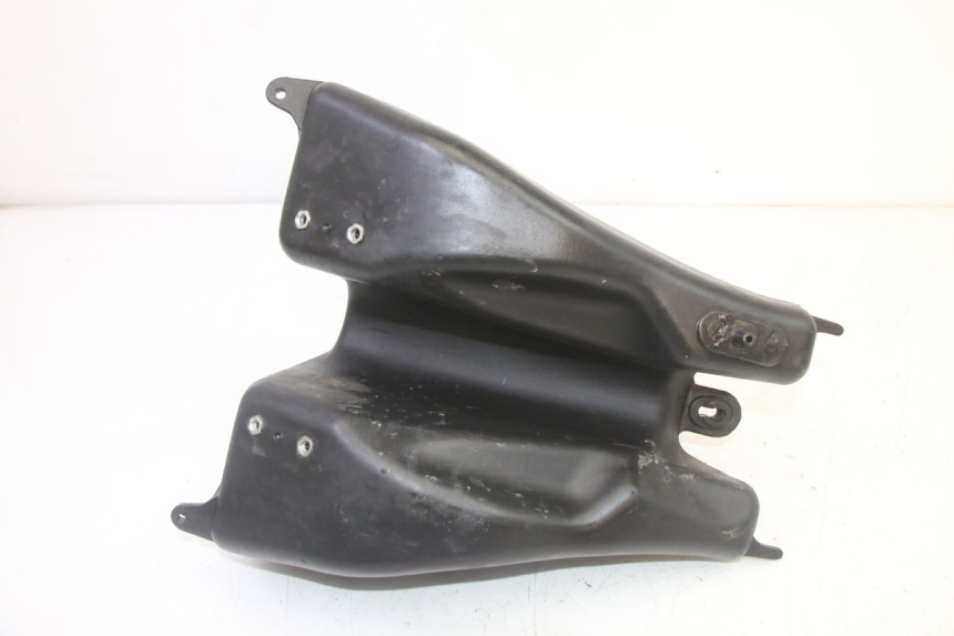 photo de SERBATOIO DELLA BENZINA PROBIKE DIRT 140 - Dettagli dei punti di fissaggio