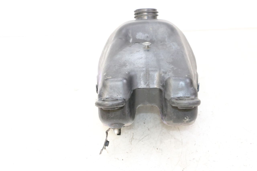photo de SERBATOIO DELLA BENZINA BSE DIRTBIKE PH10L 125 - Zoom sullo stato d'uso