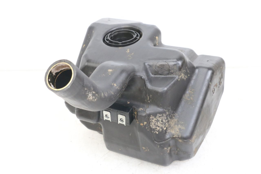 photo de SERBATOIO CARBURANTE GILERA DNA 50 (2000 - 2007) - Primo piano tecnico