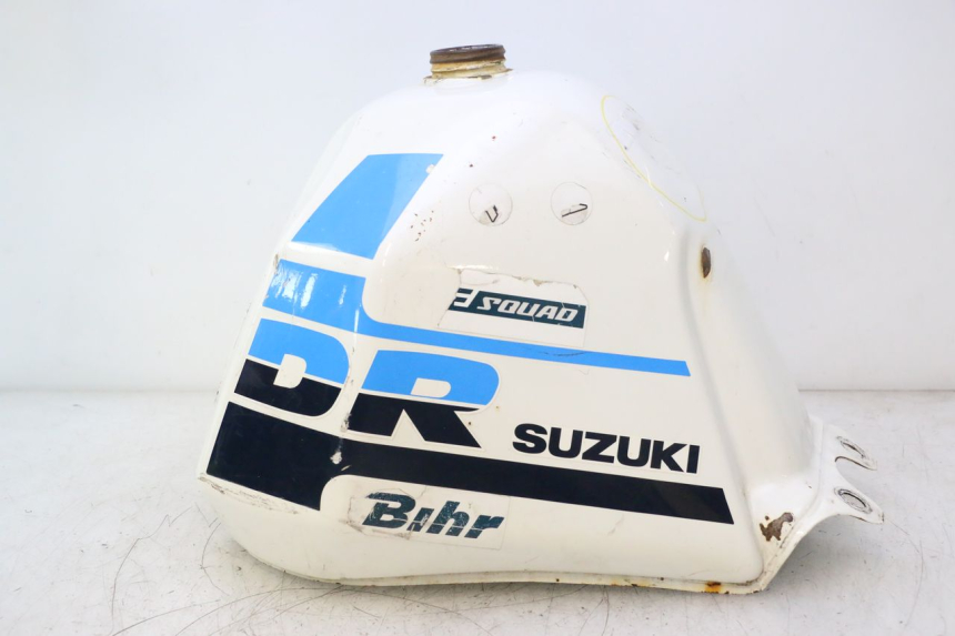 photo de SERBATOIO CARBURANTE  SUZUKI DR S 600 (1985 - 1989) - Vista principale
