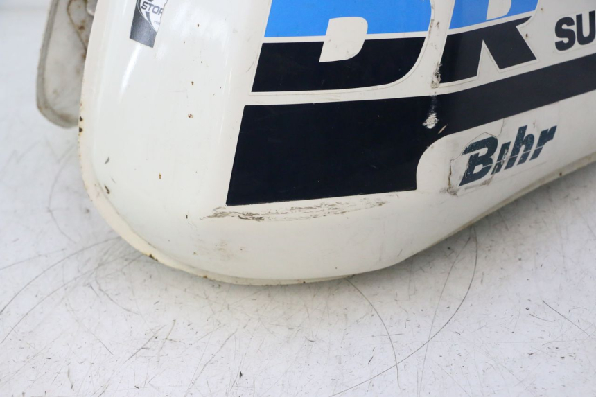 photo de SERBATOIO CARBURANTE  SUZUKI DR S 600 (1985 - 1989) - Zoom sullo stato d'uso