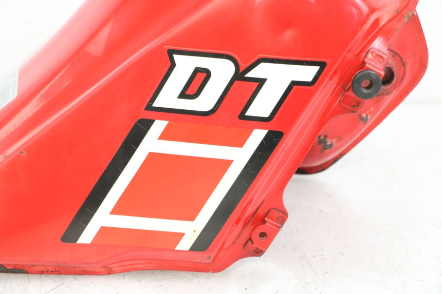 photo de SERBATOIO CARBURANTE  YAMAHA DTLC 125 (1982 - 1987) - Altra vista dell'articolo