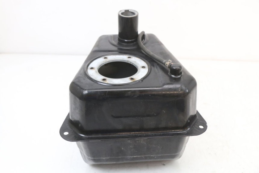 photo de SERBATOIO CARBURANTE  LONGJIA EASY MAX 125 (2020 - 2024) - Zoom sullo stato d'uso