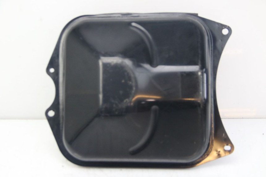 photo de SERBATOIO CARBURANTE YAMAHA D'ELIGHT DELIGHT 125 (2017 - 2020) - Primo piano tecnico