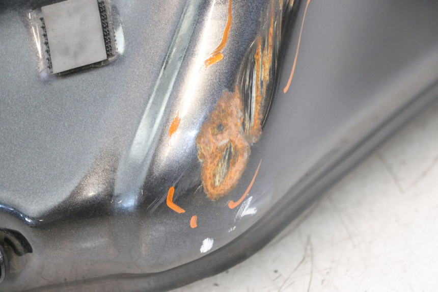 photo de SERBATOIO CARBURANTE  KAWASAKI ER-6 ER6 F ABS 650 (2012 - 2016) - Focus sulla struttura