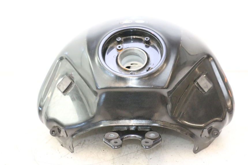 photo de SERBATOIO CARBURANTE  KAWASAKI ER-6 ER6 F ABS 650 (2012 - 2016) - Dettagli dei punti di fissaggio