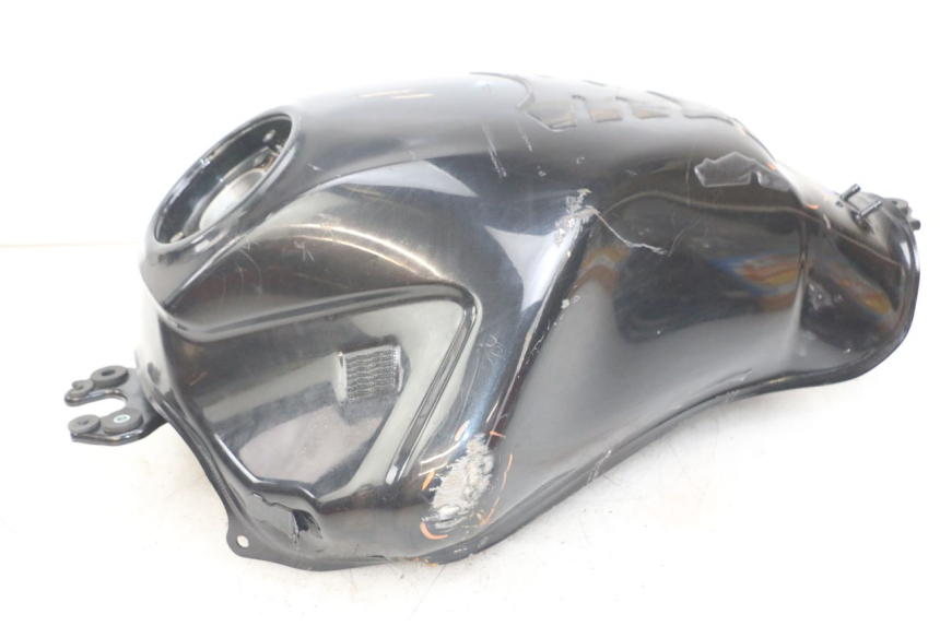 photo de SERBATOIO CARBURANTE  KAWASAKI ER-6 ER6 N 650 (2012 - 2016) - Zoom sui componenti
