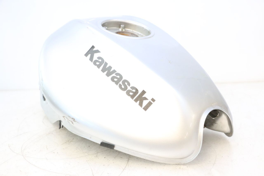 photo de SERBATOIO CARBURANTE  KAWASAKI ER-6 ER6 N 650 (2005 - 2009) - Angolazione alternativa